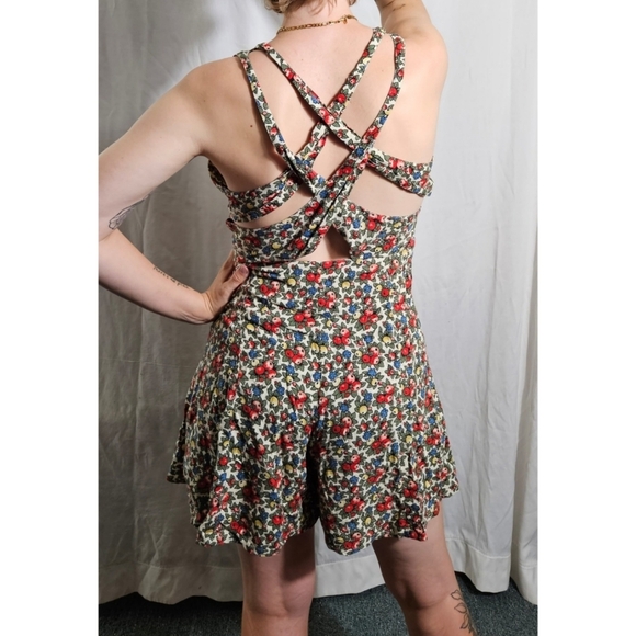 Vintage 70's Floral Fruit Romper With Cross Back Detailing - Picture 7 of 8